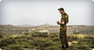 idf solider praying